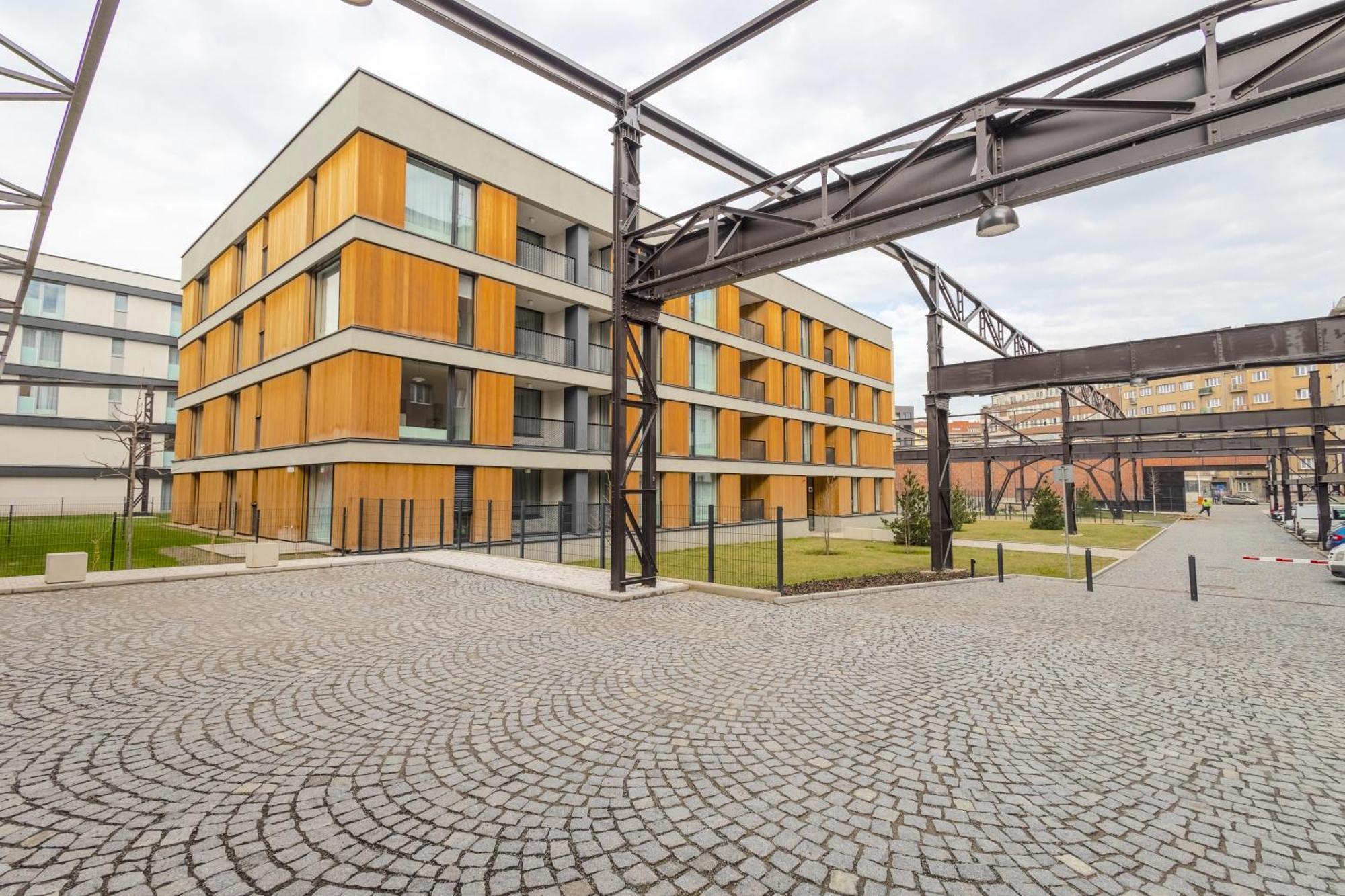 Design Apartment - Balcony, Free Parking, Yoga, 10 Mins To Center, By Gravity Prague Luaran gambar