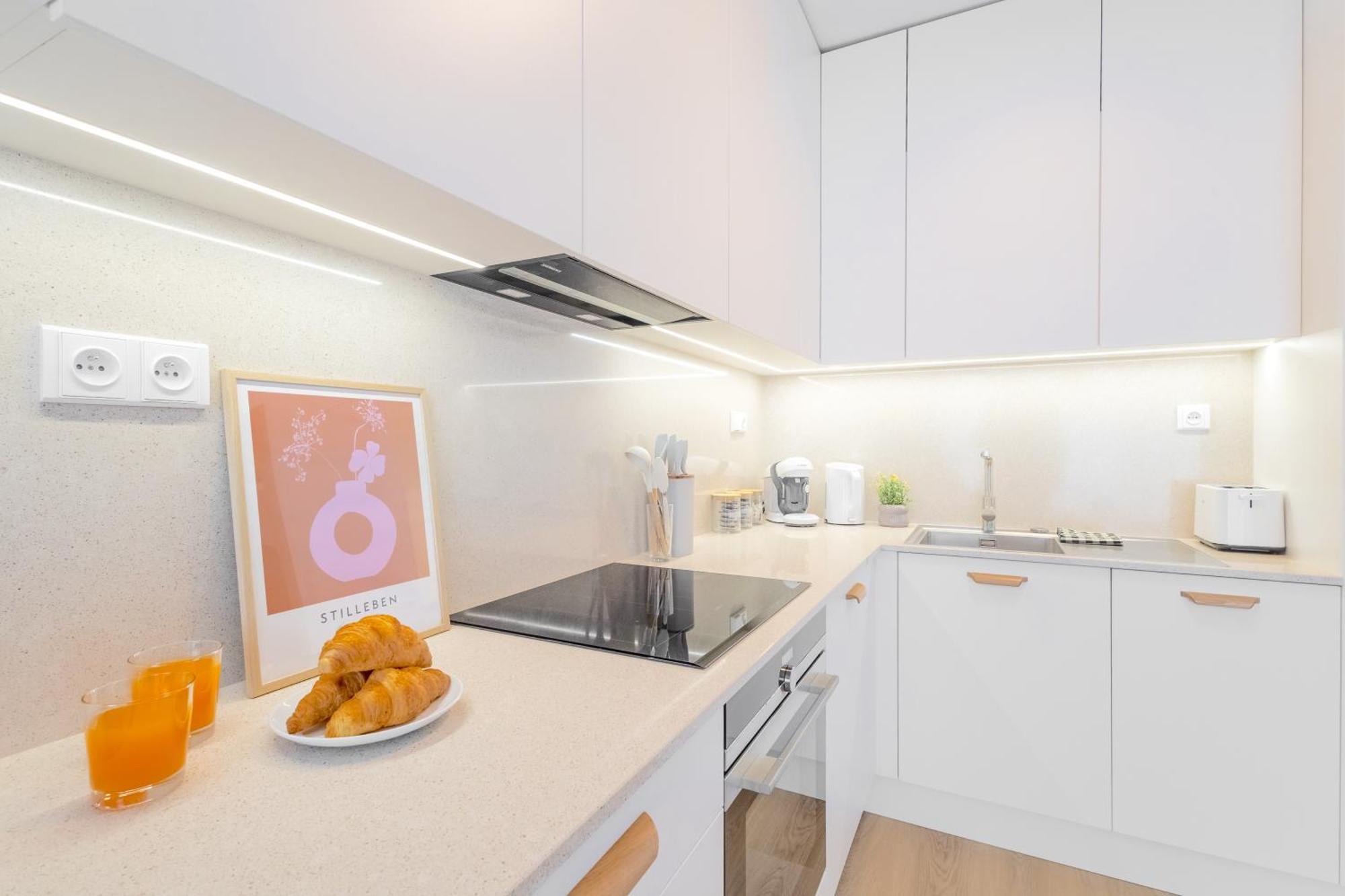 Design Apartment - Balcony, Free Parking, Yoga, 10 Mins To Center, By Gravity Prague Luaran gambar