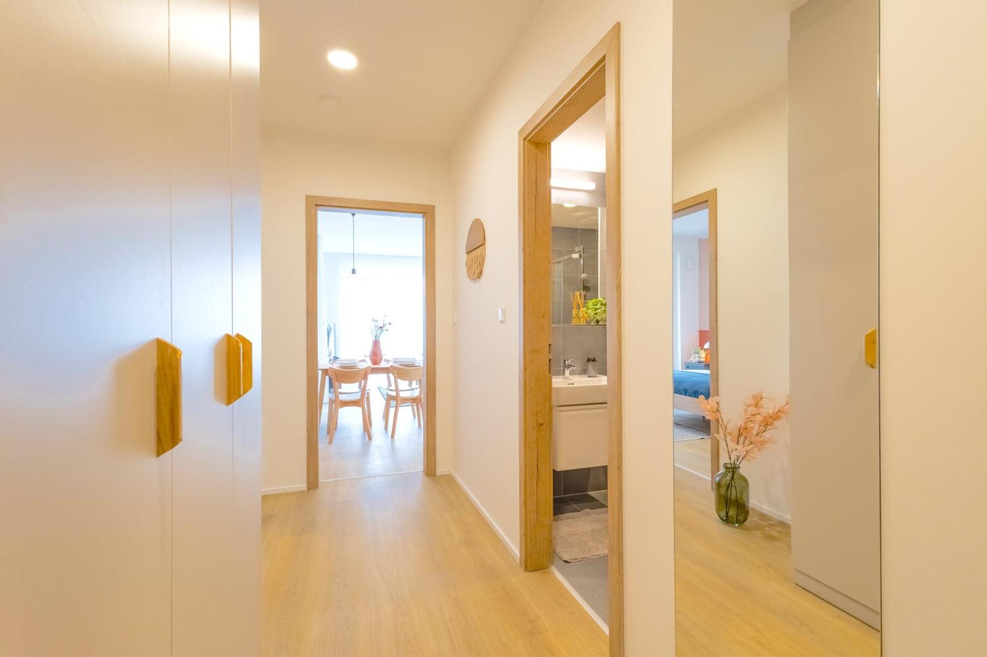 Design Apartment - Balcony, Free Parking, Yoga, 10 Mins To Center, By Gravity Prague Luaran gambar